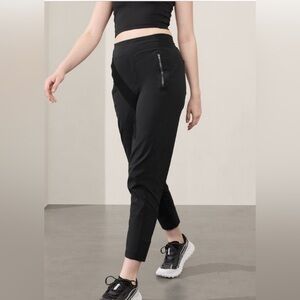 Athleta Trekkie Joggers Black Size 6